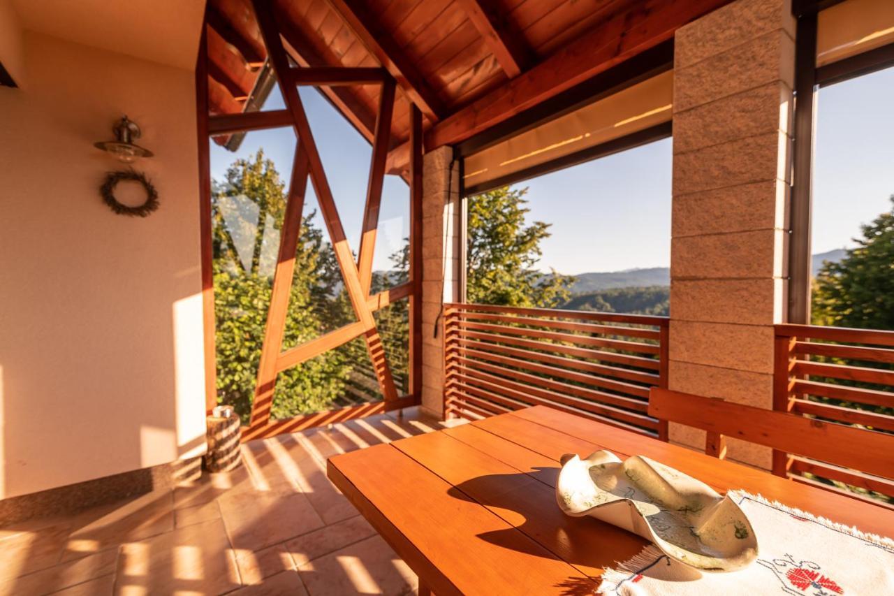 Holiday Home Razglednik Logatec Exterior foto