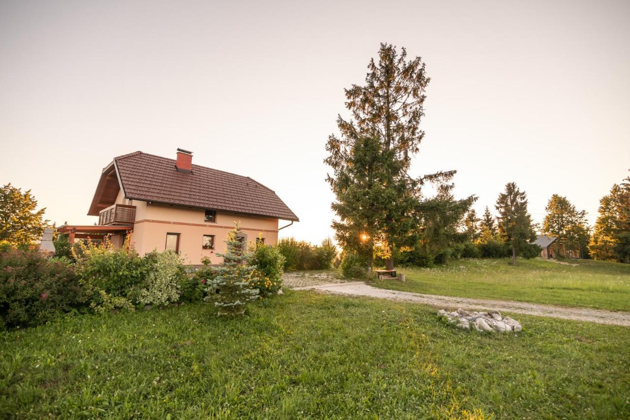 Holiday Home Razglednik Logatec Exterior foto